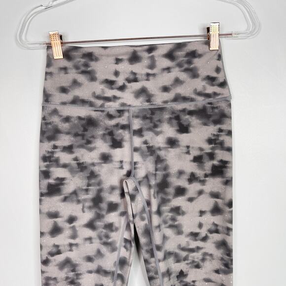 New Varley Small S Grey Lets Go High Rise Leggings Workout Printed Concrete Leaf - Picture 3 of 12